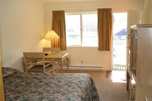 Shelton Inn Buitenkant foto